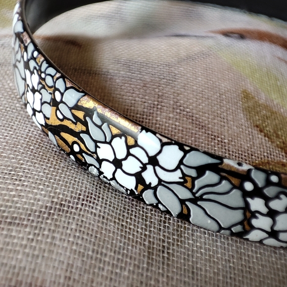 Steinbock Enamel Flowered Black Bangle Bracelet Flowers EUC - Picture 2 of 5